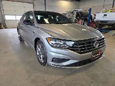 2019 Volkswagen Jetta Highline R-Line | Manual | Clean Title - Photo 3