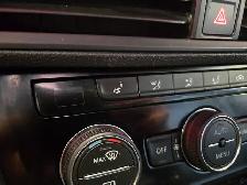 2019 Volkswagen Jetta Highline R-Line | Manual | Clean Title - Photo 19