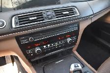 2011 BMW 7-Series 750i xDrive - Photo 12
