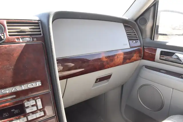2005 Lincoln Navigator - Photo 15