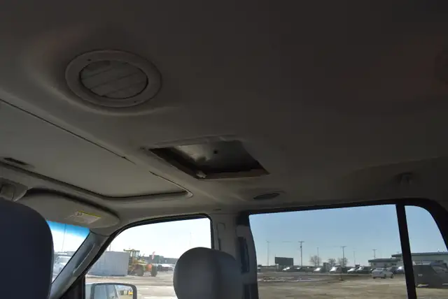 2005 Lincoln Navigator - Photo 20