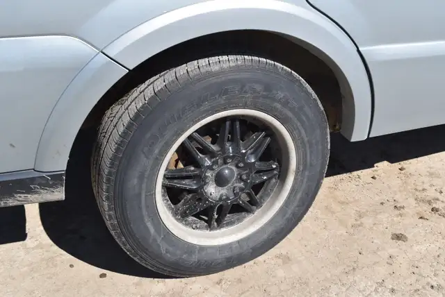 2005 Lincoln Navigator - Photo 37