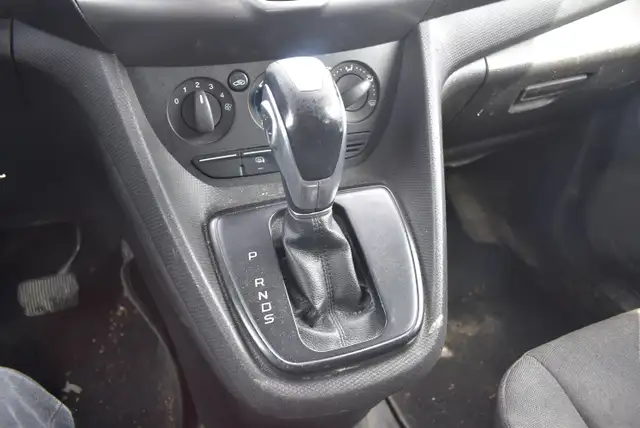 2014 Ford Transit Connect XLT - Photo 12