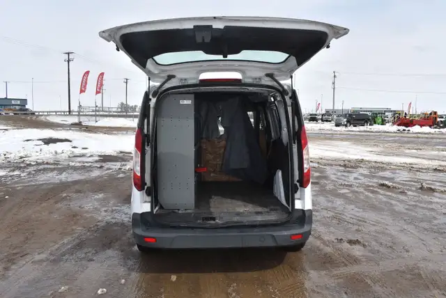 2014 Ford Transit Connect XLT - Photo 19