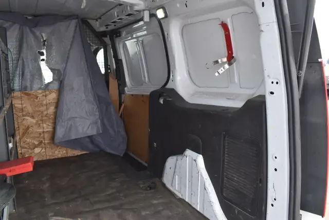 2014 Ford Transit Connect XLT - Photo 22