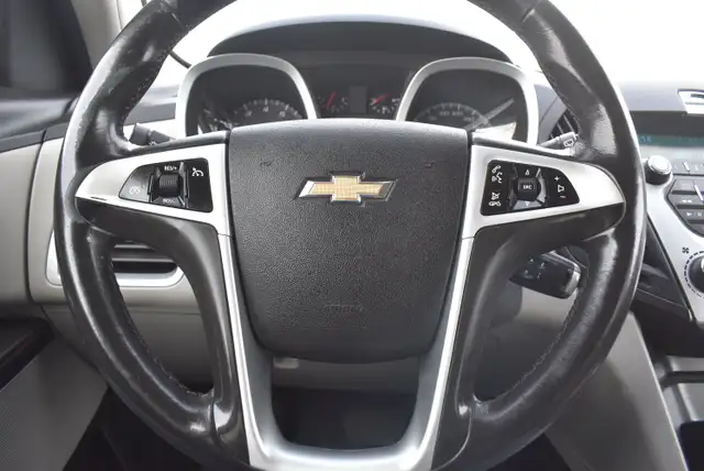 2010 Chevrolet Equinox LT - Photo 9
