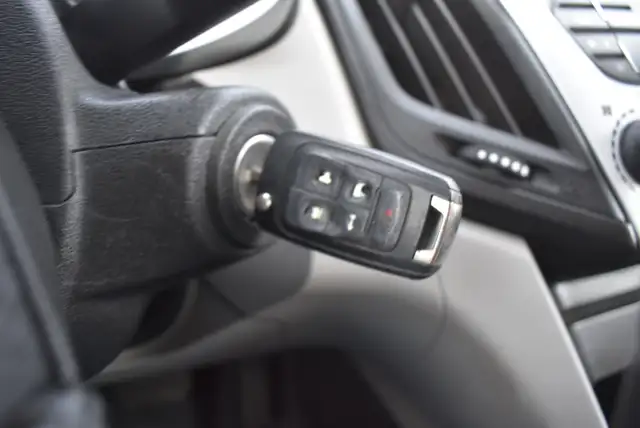 2010 Chevrolet Equinox LT - Photo 33