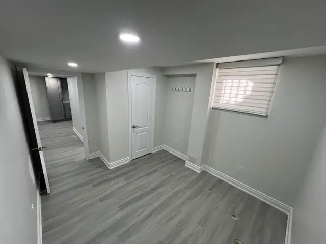 1 bedroom basement 1st June Mayfield Road and Kennedy Road - Photo 4