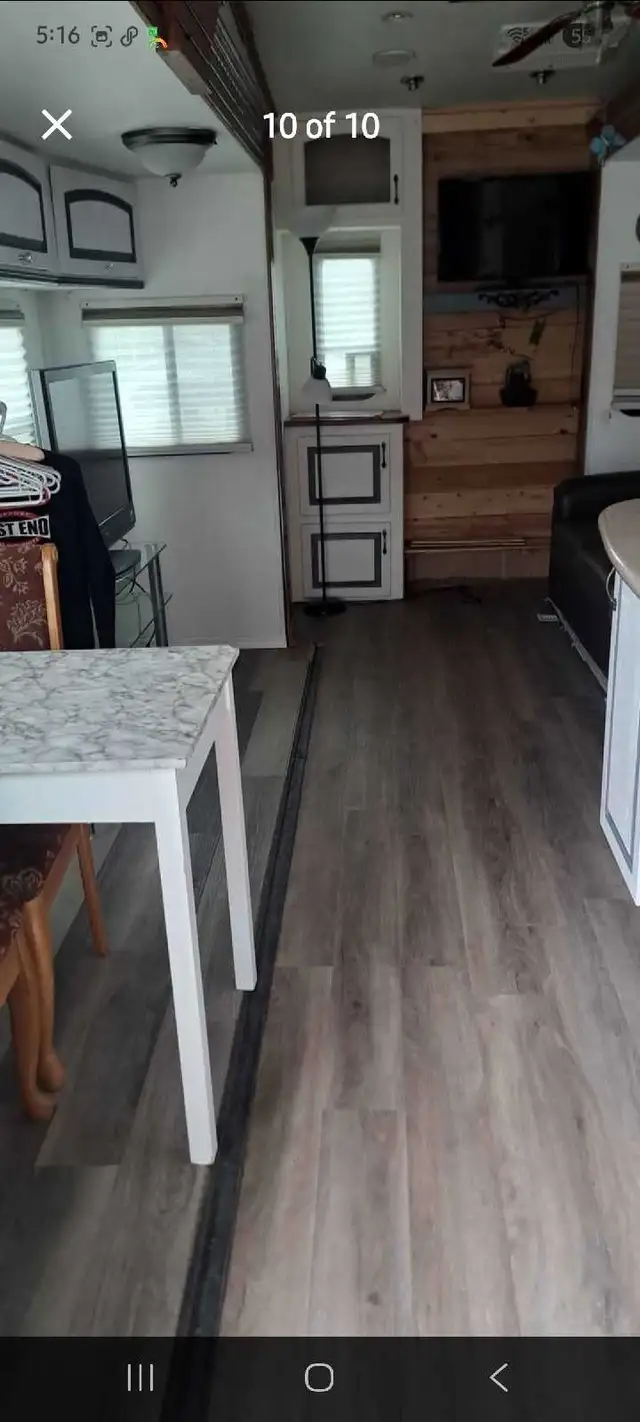 37' Jayco  eagle trailer 2011 - Photo 2