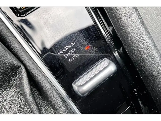 2024 Jeep Compass Limited | Heated Seats | Sun & Sound Group | 4 - Photo 22