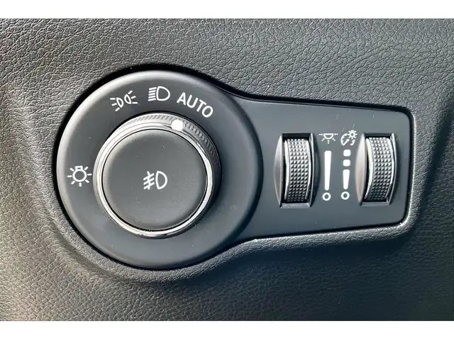 2024 Jeep Compass Limited | Heated Seats | Sun & Sound Group | 4 - Photo 32