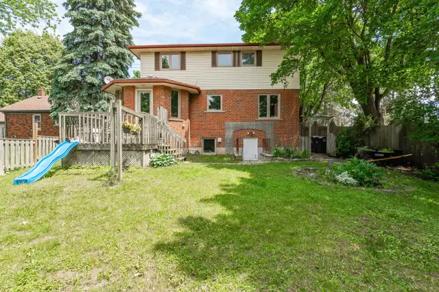 1 Bed Basement Apartment- Owner Occupied Above $1675 inclusive - Photo 18