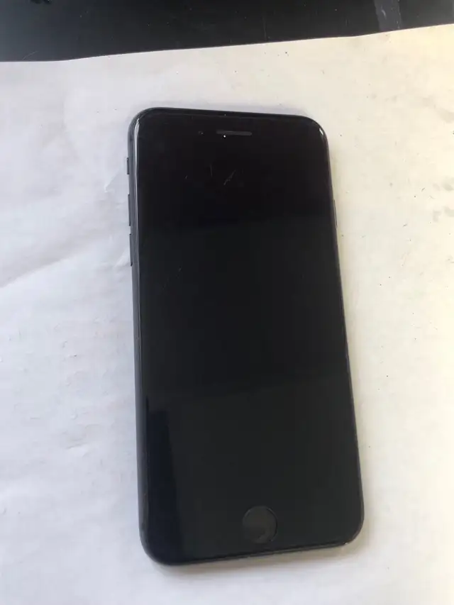 iPhone 8 noir 64G débloquer - Photo 2