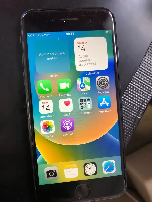 iPhone 8 noir 64G débloquer - Photo 6