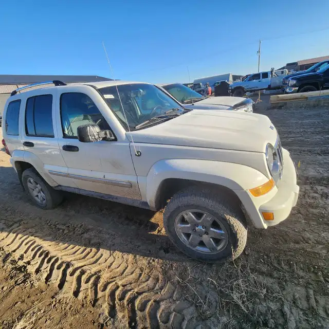 jeep liberty 2.8 diesel - Photo 3