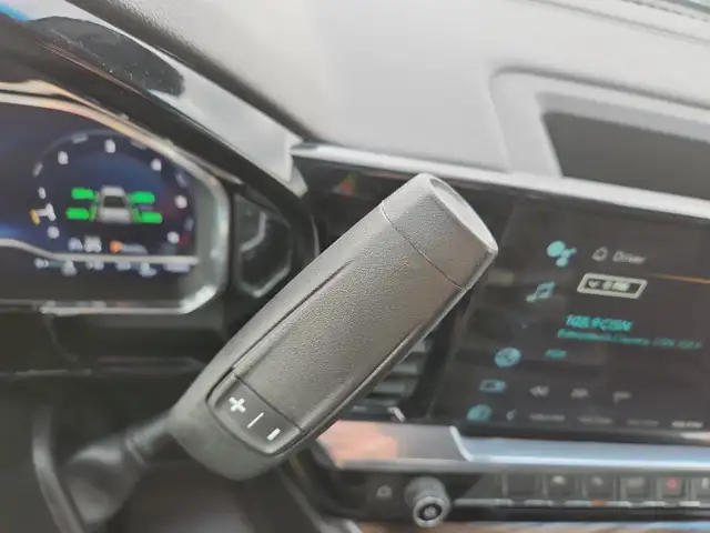 2024 Chevrolet Silverado 1500 - Photo 10
