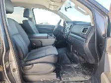 2017 Nissan Titan - Photo 16