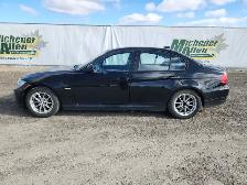 2011 BMW 323i - Photo 5