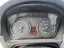 2011 BMW 323i - Photo 19