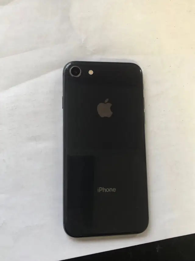 iPhone 8 64G - Photo 5
