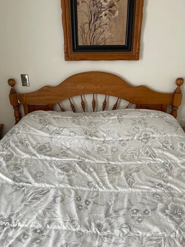 Ensemble chambre à coucher