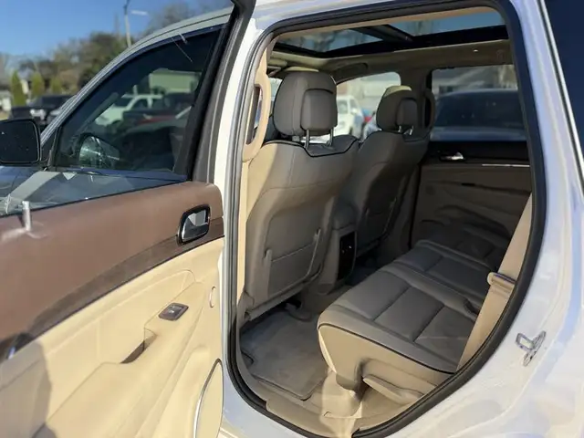 2019 Jeep Grand Cherokee Overland - Photo 9