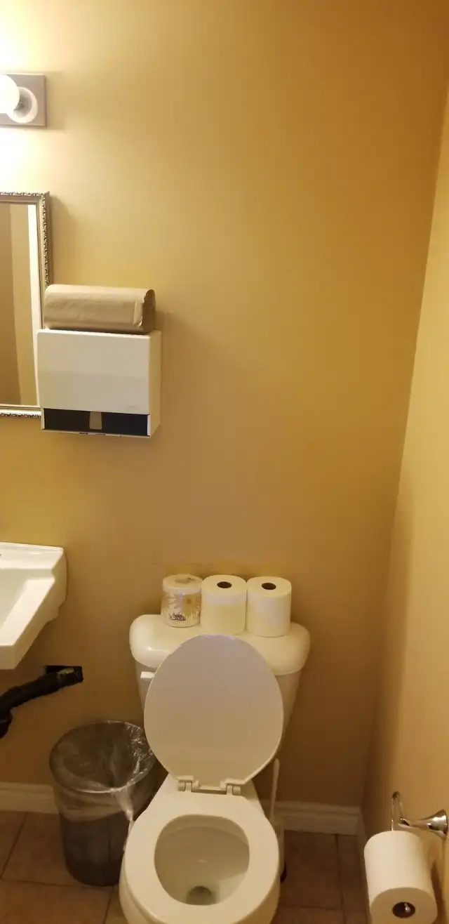 Small Office  PRIME Location in Brantford - Photo 5