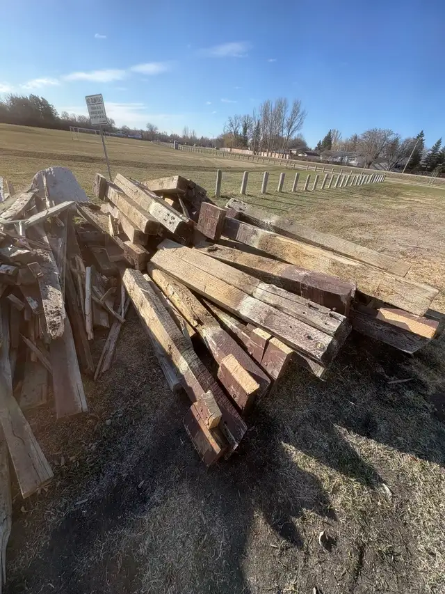 free 6x6 posts - Photo 2