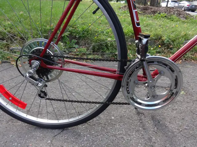 VÉLO FAVORIT DE ROUTE, FAIT EN EUROPE. 27 POUCES. PROPRE. - Photo 3