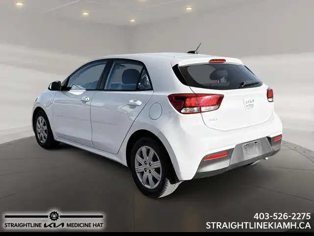 2023 Kia Rio 5-door LX  Heated Front Seats, 8' Touchscreen Displ - Photo 4