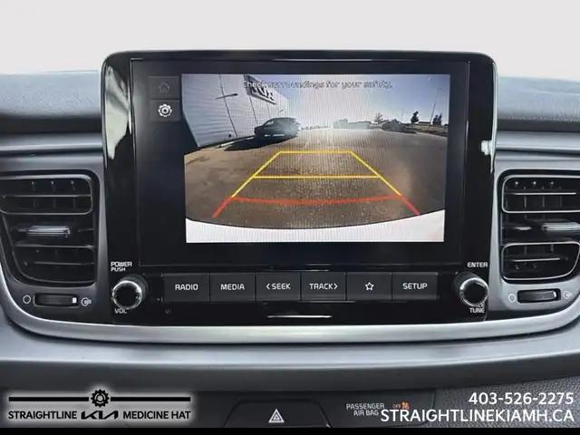 2023 Kia Rio 5-door LX  Heated Front Seats, 8' Touchscreen Displ - Photo 17