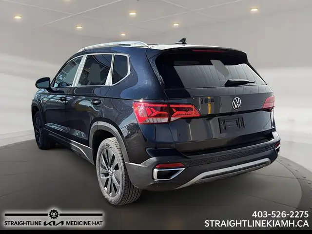 2024 Volkswagen Taos Comfortline Refined Design, Smart Technolog - Photo 4