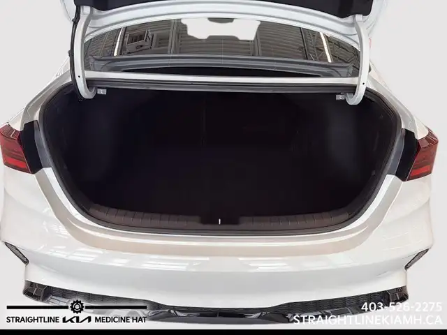 2023 Kia Forte EX Premium Sunroof, heated seats, smart safety te - Photo 6