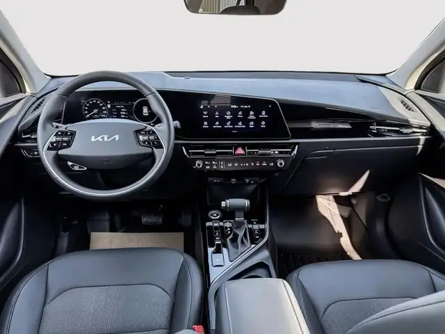 2026 Kia Niro HEV EX Premium efficiency with a premium edge, sma - Photo 10