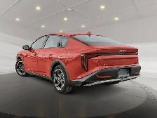 2025 Kia K4 EX premium comfort, advanced safety suite, bold colo - Photo 4