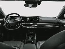 2025 Kia K4 EX premium comfort, advanced safety suite, bold colo - Photo 8
