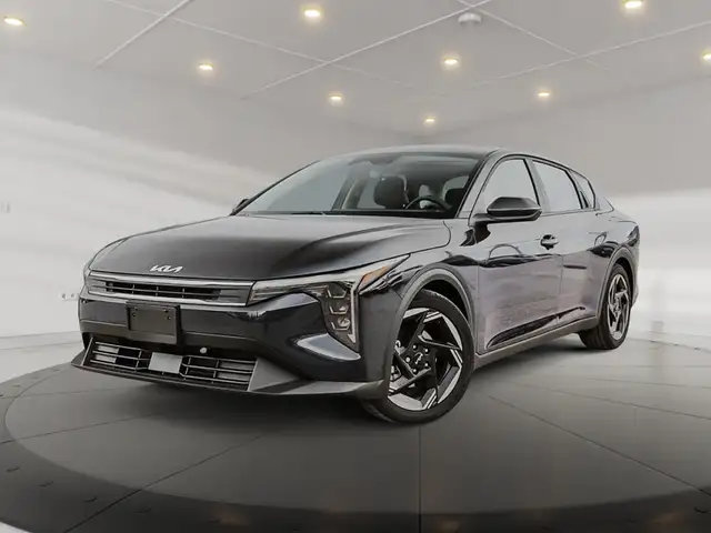 2025 Kia K4 EX elevated comfort, everyday confidence, smart tech