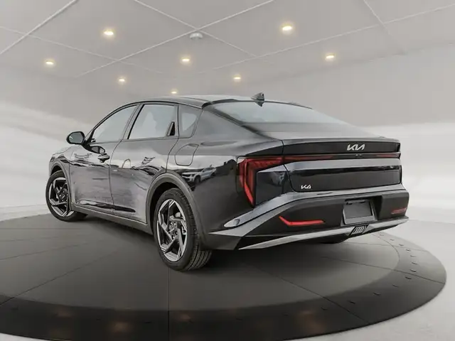 2025 Kia K4 EX elevated comfort, everyday confidence, smart tech - Photo 4