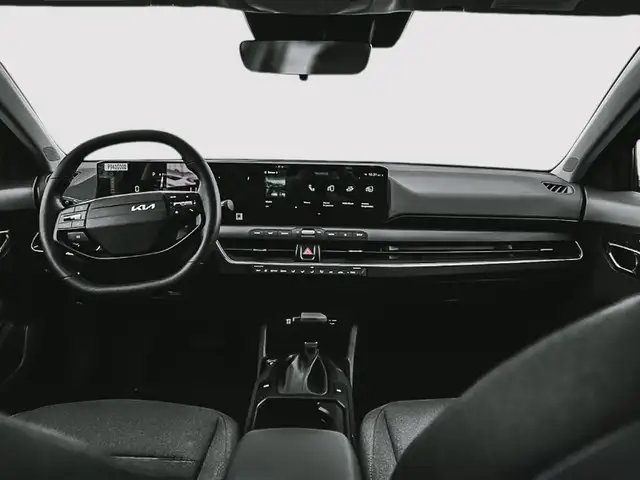 2025 Kia K4 EX elevated comfort, everyday confidence, smart tech - Photo 10