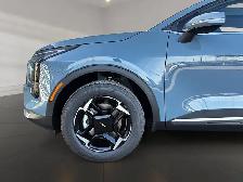 2026 Kia Sportage EX refined design, smart technology, confident - Photo 7