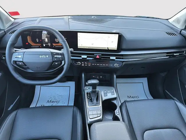 2026 Kia Sportage EX refined design, smart technology, confident - Photo 10