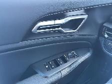 2026 Kia Sportage EX refined design, smart technology, confident - Photo 11
