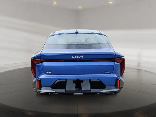 2025 Kia K4 GT-Line Turbo Limited premium feel, sporty edge, tur - Photo 3