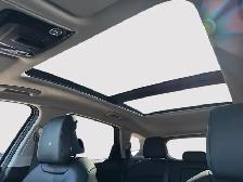 2026 Kia Sportage EX Refined Comfort, Advanced Technology, Confi - Photo 17