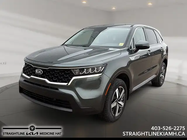 2021 Kia Sorento LX Premium 3-row comfort, spacious interior and