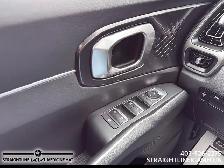2021 Kia Sorento LX Premium 3-row comfort, spacious interior and - Photo 11