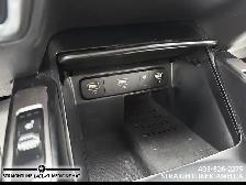 2021 Kia Sorento LX Premium 3-row comfort, spacious interior and - Photo 16