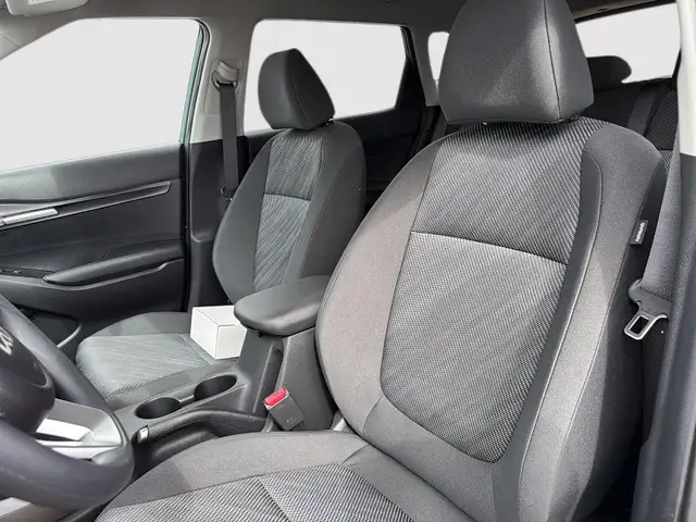 2026 Kia Seltos LX FWD confidence in every drive, smart safety, - Photo 9