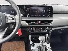 2026 Kia Seltos LX FWD confidence in every drive, smart safety, - Photo 14