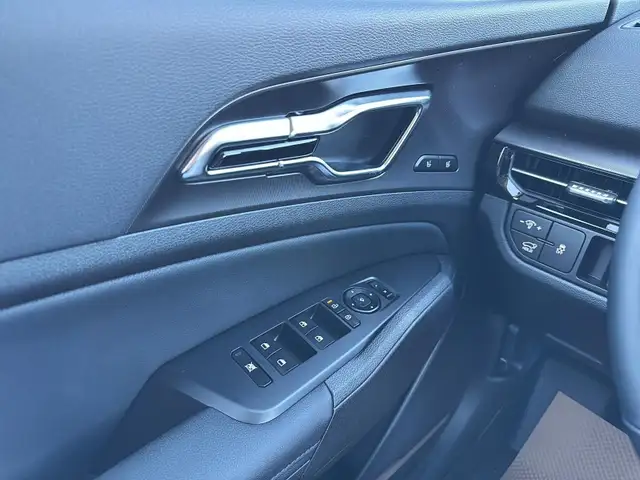2026 Kia Sportage EX Premium Upscale Comfort, Advanced Safety, C - Photo 11